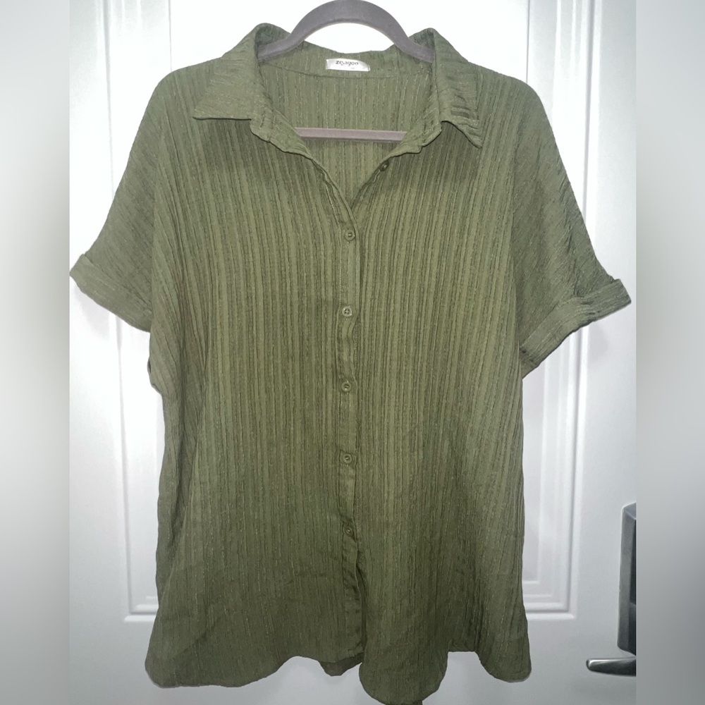 Textured Button-Up Shirt Olive Green XL